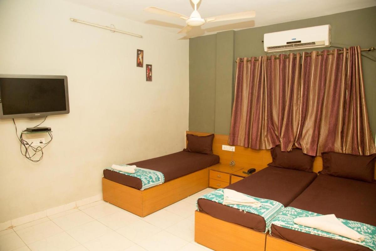 Srujan Sarai Service Apartment Mumbai Dış mekan fotoğraf